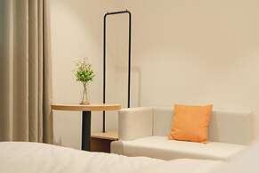 HOTEL DAUN GURI