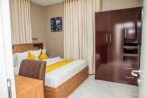 Daystar Luxury Homes and Suites