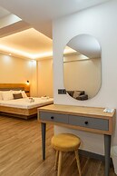 Gokcen Hotel & Aparments