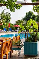 Gokcen Hotel & Aparments