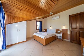 Gokcen Hotel & Aparments