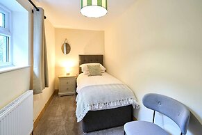Host Stay Morley Cottage