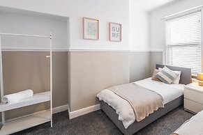 Host Stay Elmville