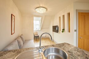 Host Stay Osbourne Apartment