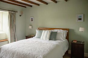 Host Stay Corner House