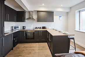 Host Stay Tower Suite