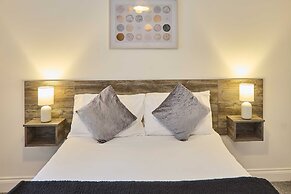 Host Stay Tower Suite
