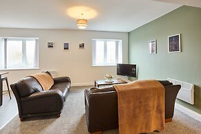 Host Stay Tower Suite