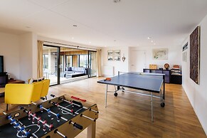 Host Stay Parsons Pleck