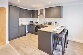 Host Stay Sandcastle Apartment