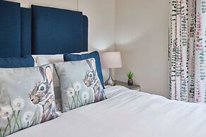 Host Stay Oakmont Lodge 4