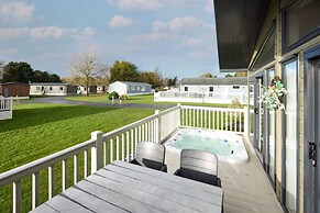 Host Stay Oakmont Lodge 4