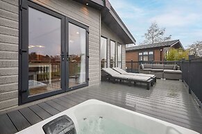 Host Stay Sandy Lane Lodge
