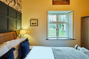 Host Stay Kingbridge Forge