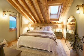 Host Stay Cabin on the Loch