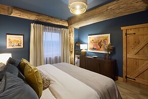 Host Stay Cabin on the Loch
