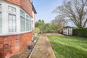 Host Stay Deepdale Apartment
