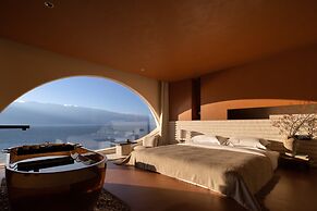 Sanjian Twilight Diary Seaview Hotel