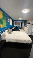 & Art Motel