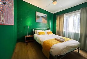 & Art Motel