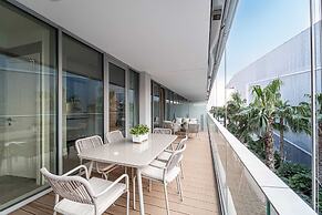 Modern Waterfront Studio Balcony&Parking