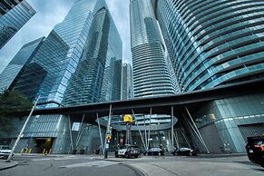 XII Furnished Spaces - CN Tower