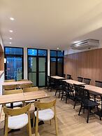 611 Hotel
