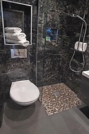 Moy Hotel