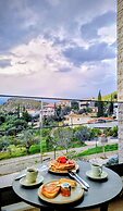 Vivere Suites