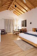 Mohini Hotel Lake View Cottage Bhimtal