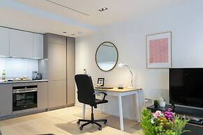 Urban Chic - Aird House