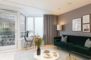 Urban Chic - Aird House
