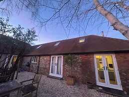 The Dairy - Spacious 3 bed Barn in Sidlesham
