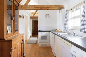 The Dairy - Spacious 3 bed Barn in Sidlesham