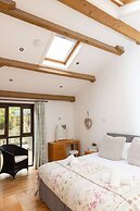 Buttercup - Super King Ensuite Room in Sidlesham