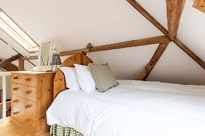 Wren Barn - Cosy 2-bed Converted Barn in Sidlesham