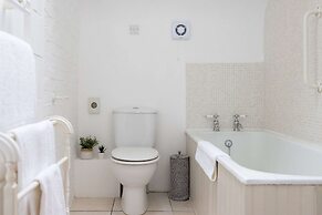 Rural Cottage Accommodation for 14