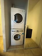 Maple Suites - Downtown Toronto