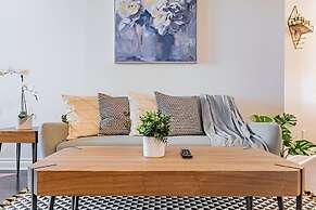 Maple Suites - Downtown Toronto