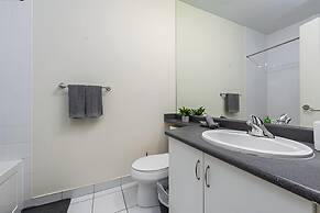 Maple Suites - Downtown Toronto