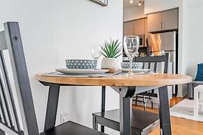 Maple Suites - Downtown Toronto