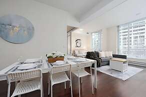 Maple Suites - Downtown Toronto