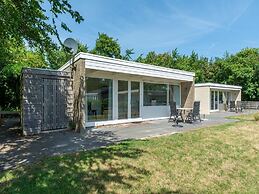 Bungalow in Callantsoog Near Sandy Beaches
