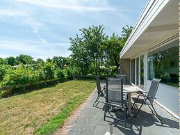 Bungalow in Callantsoog Near Sandy Beaches