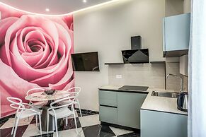 Lady Rose One