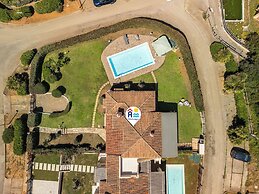 Villa With a Private Pool and sea View