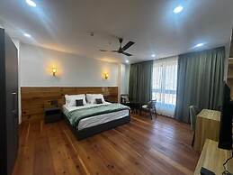 Pines Dirang Homestay