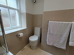 RnB - The Coach House - Ev Charger Option