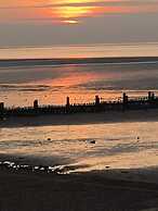 Tranquil 3 Bedroom Lodge Manor Park Hunstanton