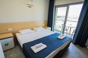 m2 otel